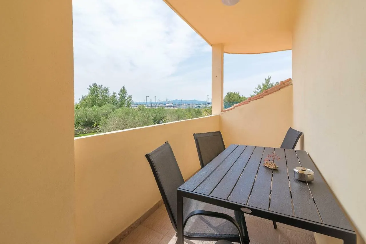Apartman Burcul Sukosan 0*,  Croatia
