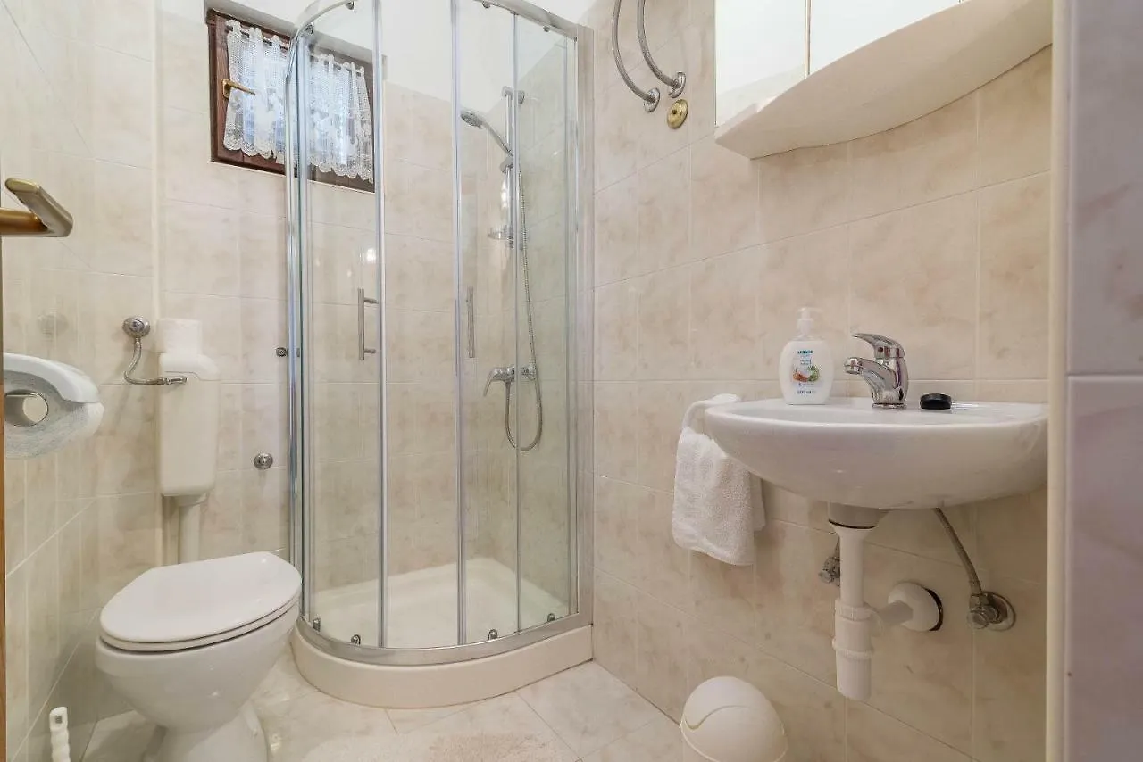 Apartman Burcul Sukosan Apartment